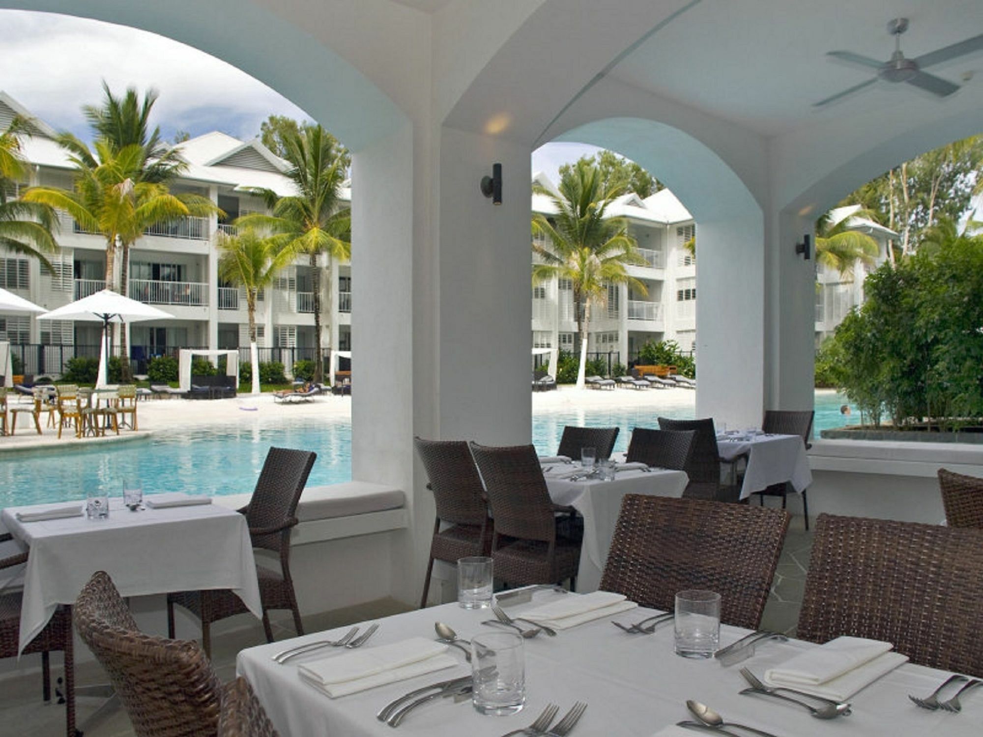 Beach Club Port Douglas Luxury Apartments Exterior foto